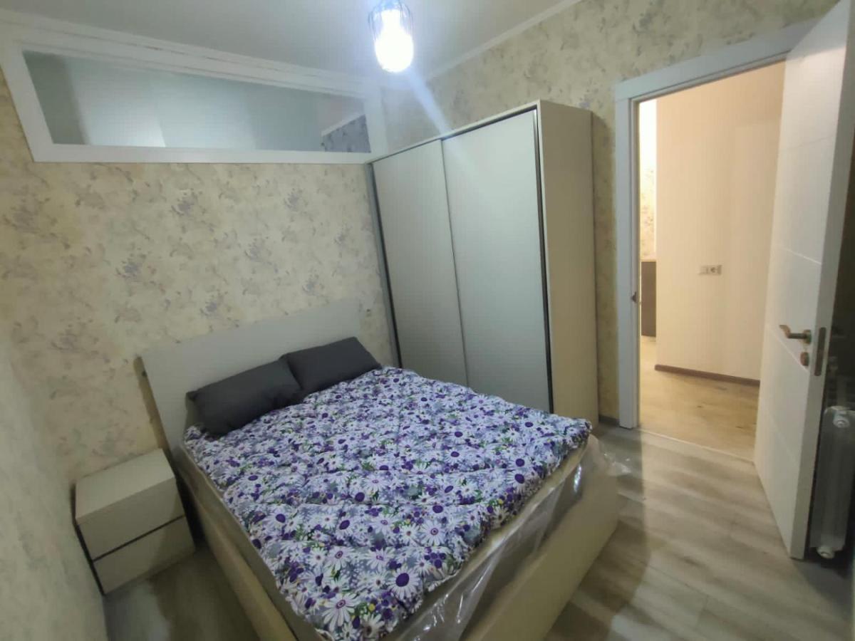 Lilia Apartment Batumi Ngoại thất bức ảnh